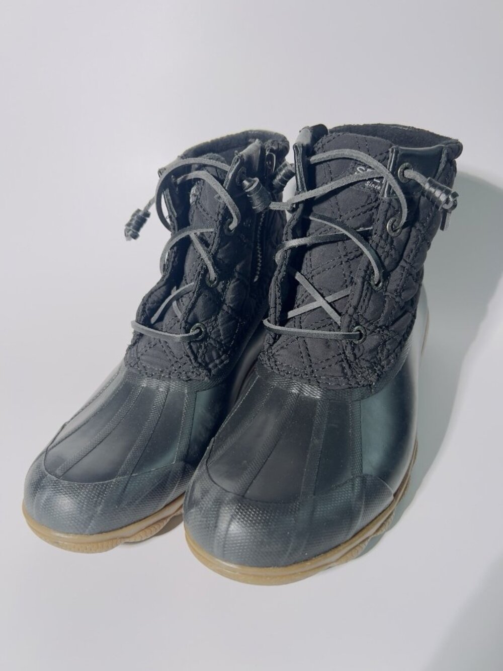 Womens 7 M Sperry Saltwater Quilted Duck Boots Black Waterproof Lace-Up Side Zip - Picture 15 of 15
